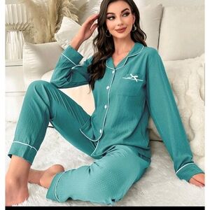 Women's Teal Pajama Set
